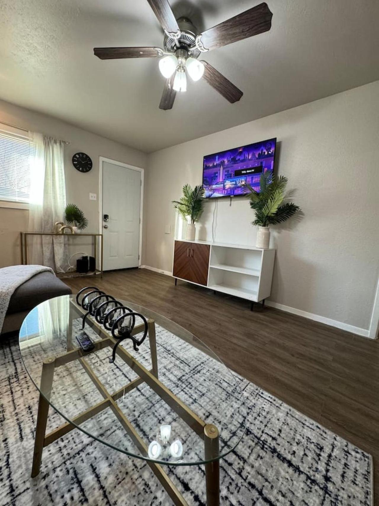 Apartment Downtown Premiere Escape 1bed Abode *